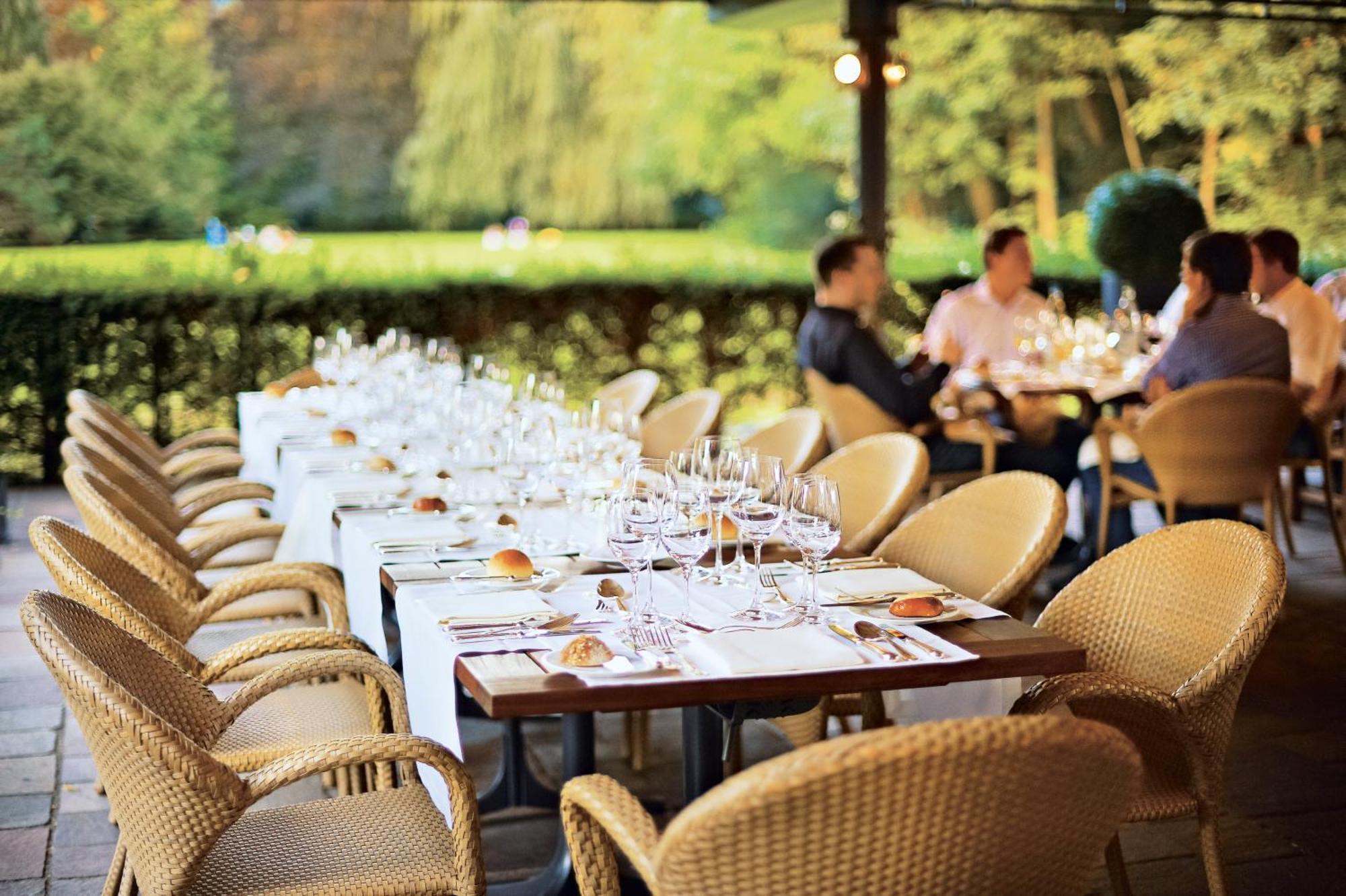 Hotel Seepark Thun Restaurant photo